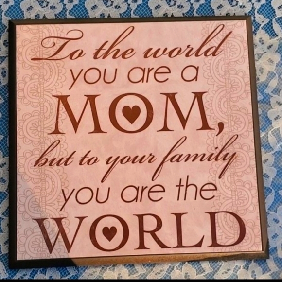 Home Interiors, Catherines, Undercover Wear, Petra Fashions, Lingerie inventory - Picture 2 of 15